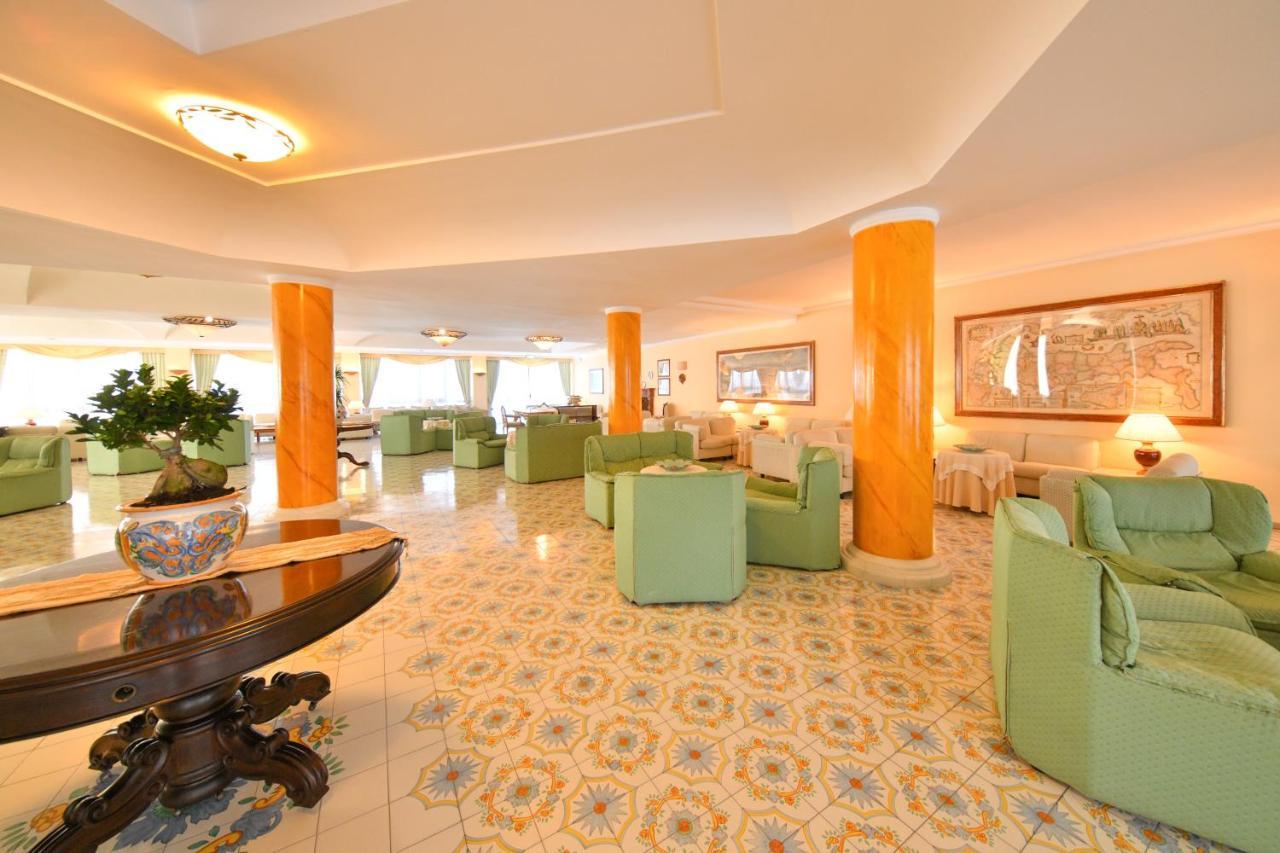 Grand Terme Di Augusto 5*